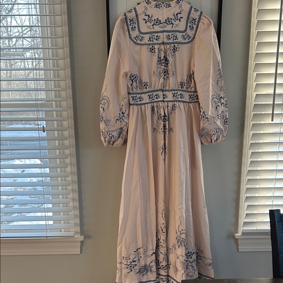 Sunday Elegant Cream and Blue Floral Dress - Picture 7 of 12